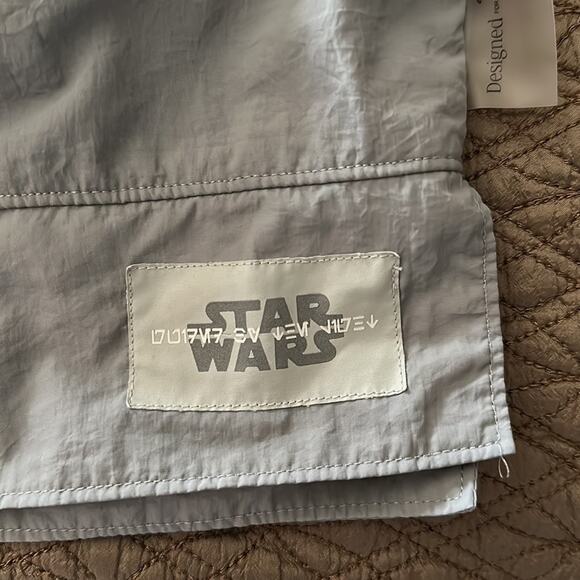 Disney x Star Wars | Designed by Ashely Eckstein Star Wars Size XS - Picture 8 of 13